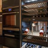 Weink&uuml;hlschrank Fa. Miele mit drei K&uuml;hlzonen
SONDERPREIS: 2.900 &euro; (statt 4.500 &euro;)