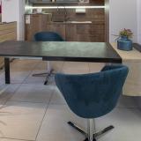 Auszugstisch 140 x 80 cm, ausziehbar auf 2 m
SONDERPREIS: 850 &euro; (statt 1.550 &euro;)